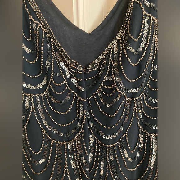 J Kara 3/4 Sleeve Scallop Beaded Pop Over Gown Navy Blue Size 20W - Picture 5 of 15